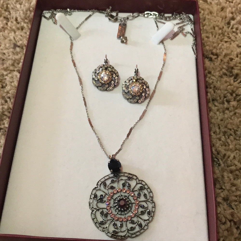 Mariana Two-Set Necklace and Earrings